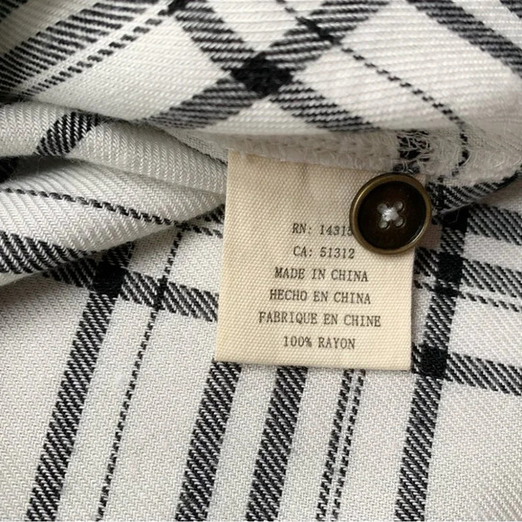 Anthropologie Ash and Ember Button Down Front Plaid Flannel White Size XS - Picture 11 of 13